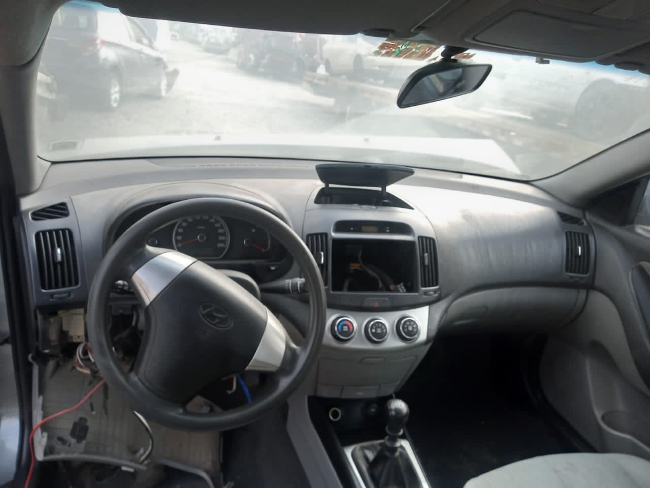  Hyundai ELANTRA 2010    EN DESARME